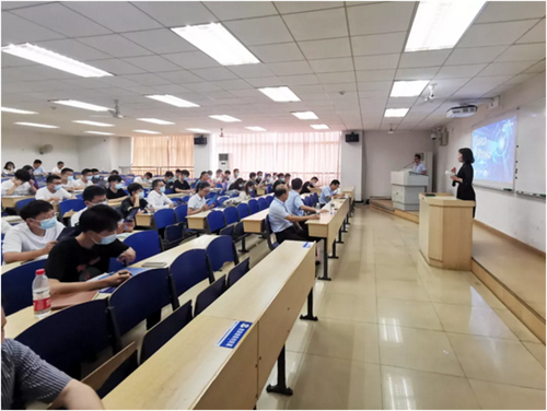 新“鋰”想 新起點(diǎn)！中偉2022年校園招聘中南大學(xué)站宣講會舉行